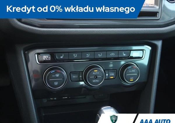 Volkswagen Tiguan cena 95000 przebieg: 115242, rok produkcji 2017 z Skała małe 326